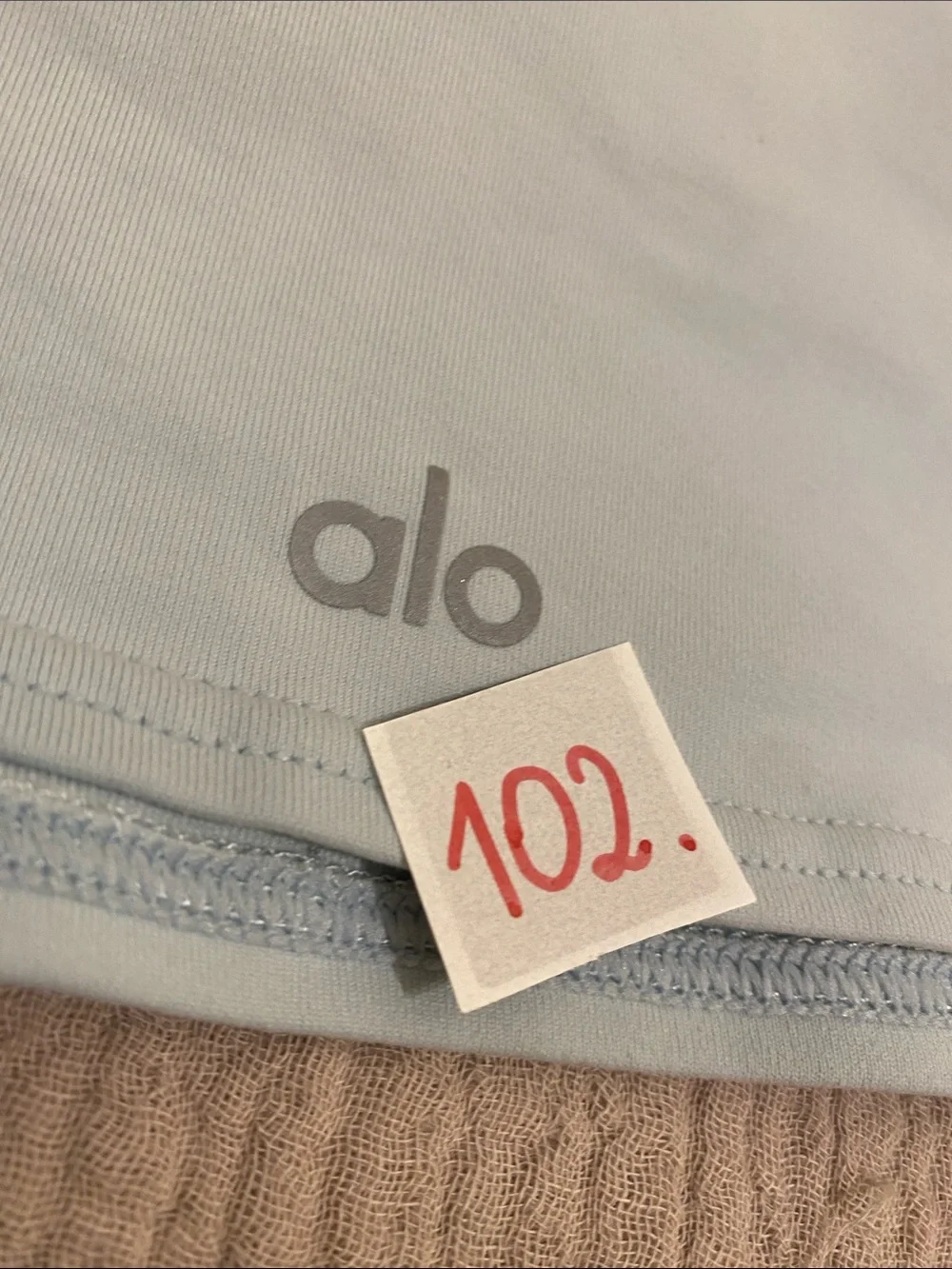 ALO Yoga Blue Crossback Cropped Bra Top. Size S